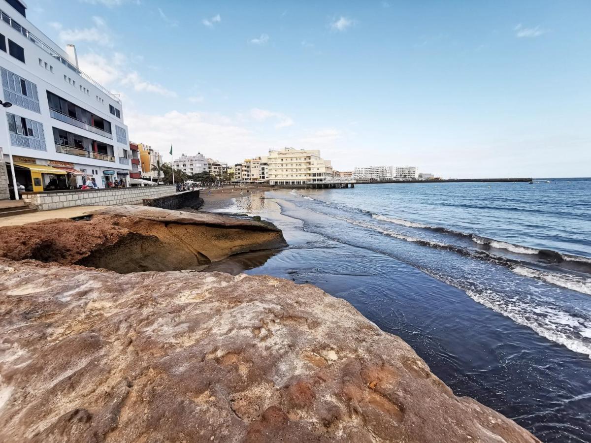 Home2Book Beachfront El Medano Экстерьер фото