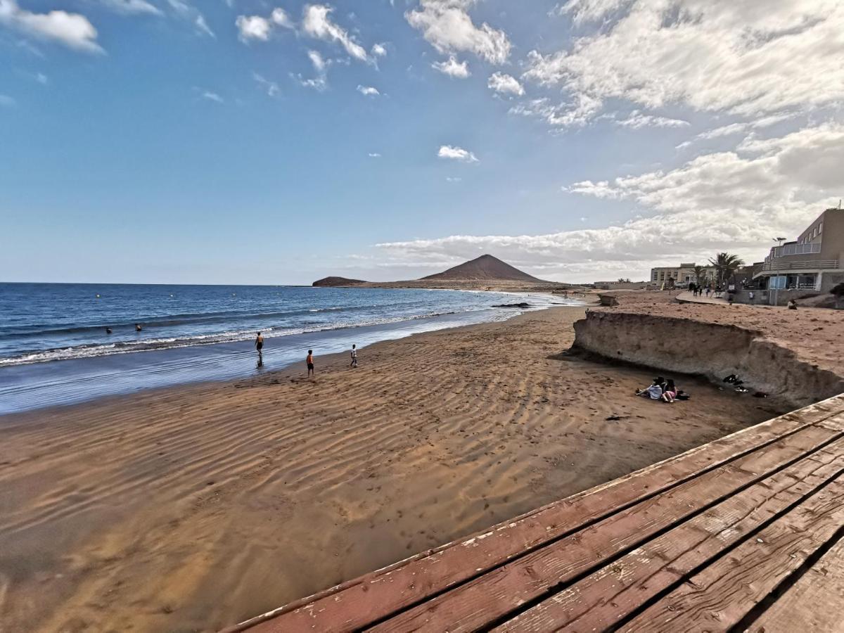 Home2Book Beachfront El Medano Экстерьер фото