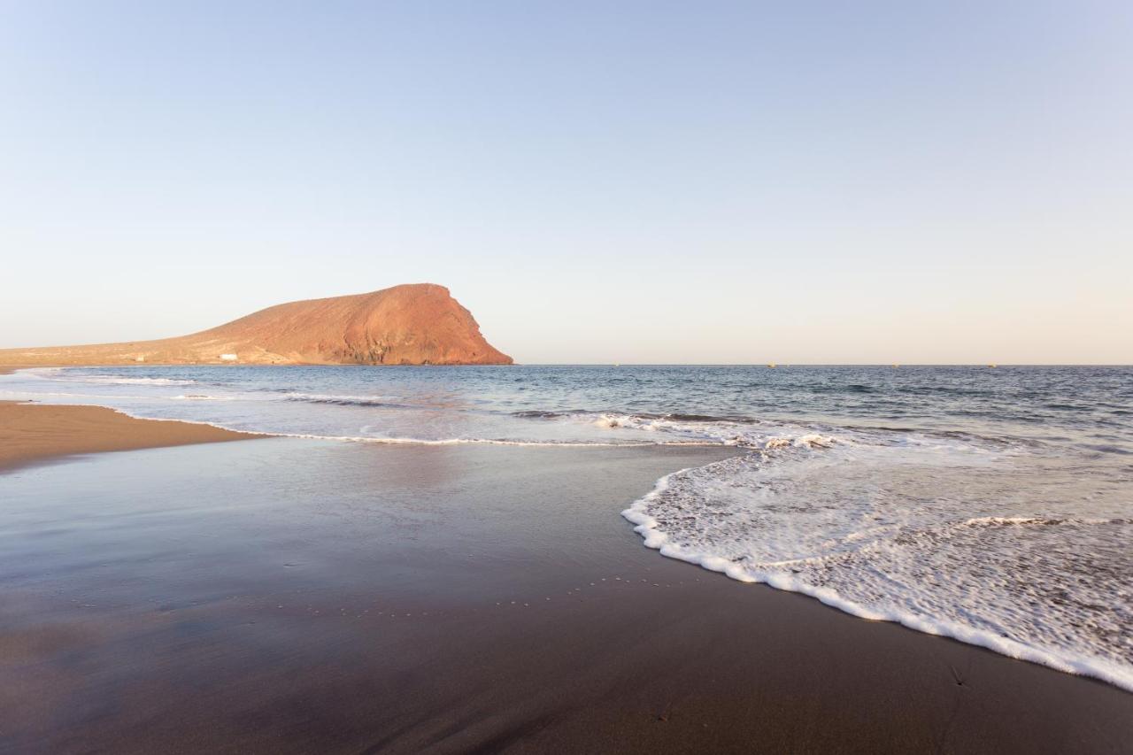 Home2Book Beachfront El Medano Экстерьер фото